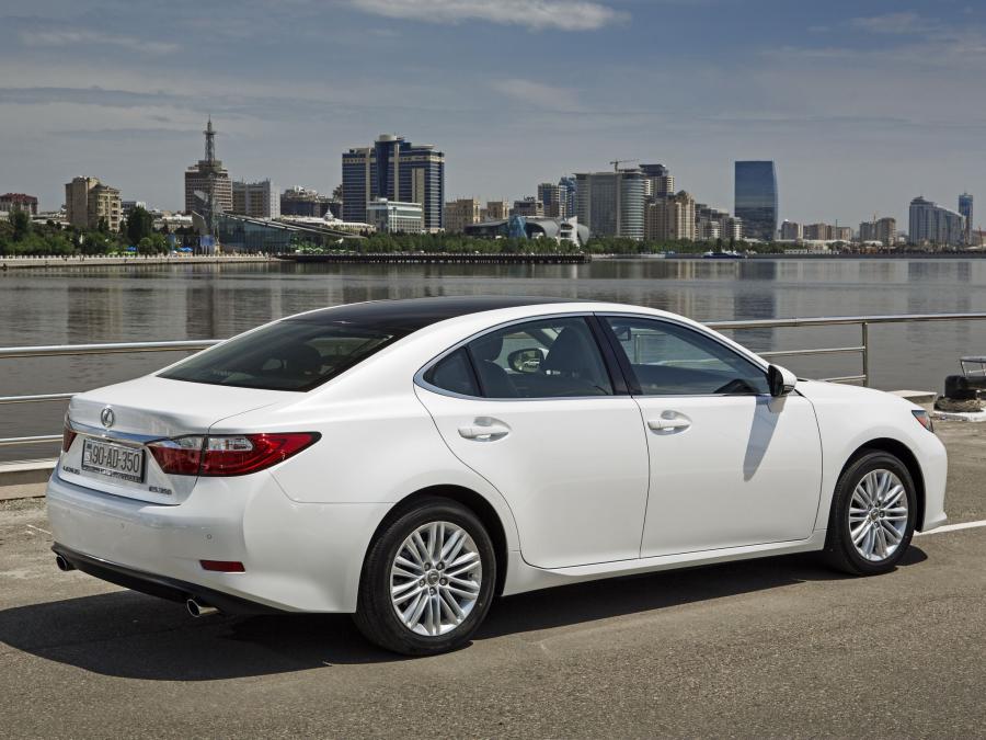  Lexus ES350 2013 года  (CIS) (фото 9 из 26)